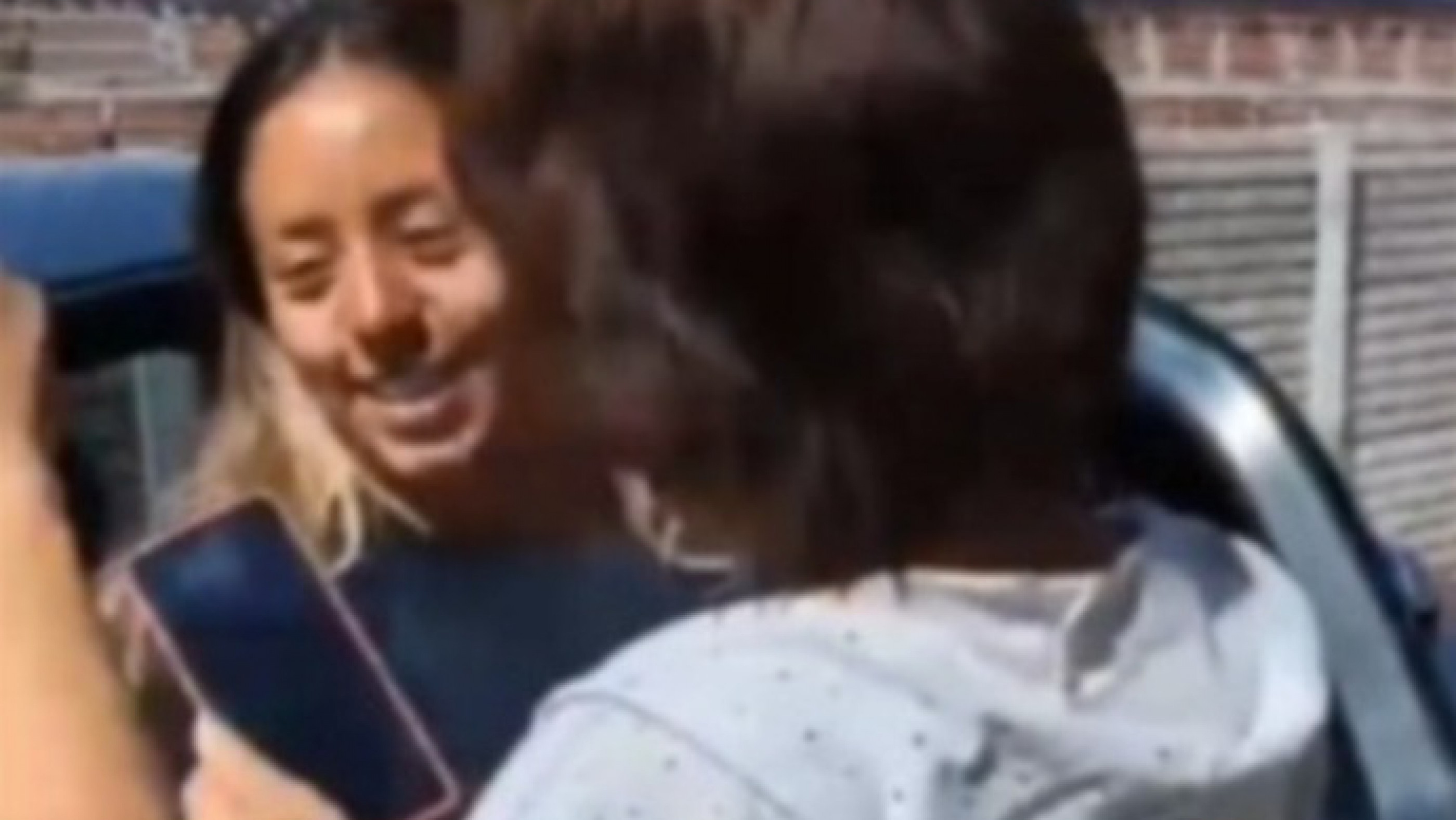 El emotivo encuentro de María José San Martín con su familia tras recibir el alta médica