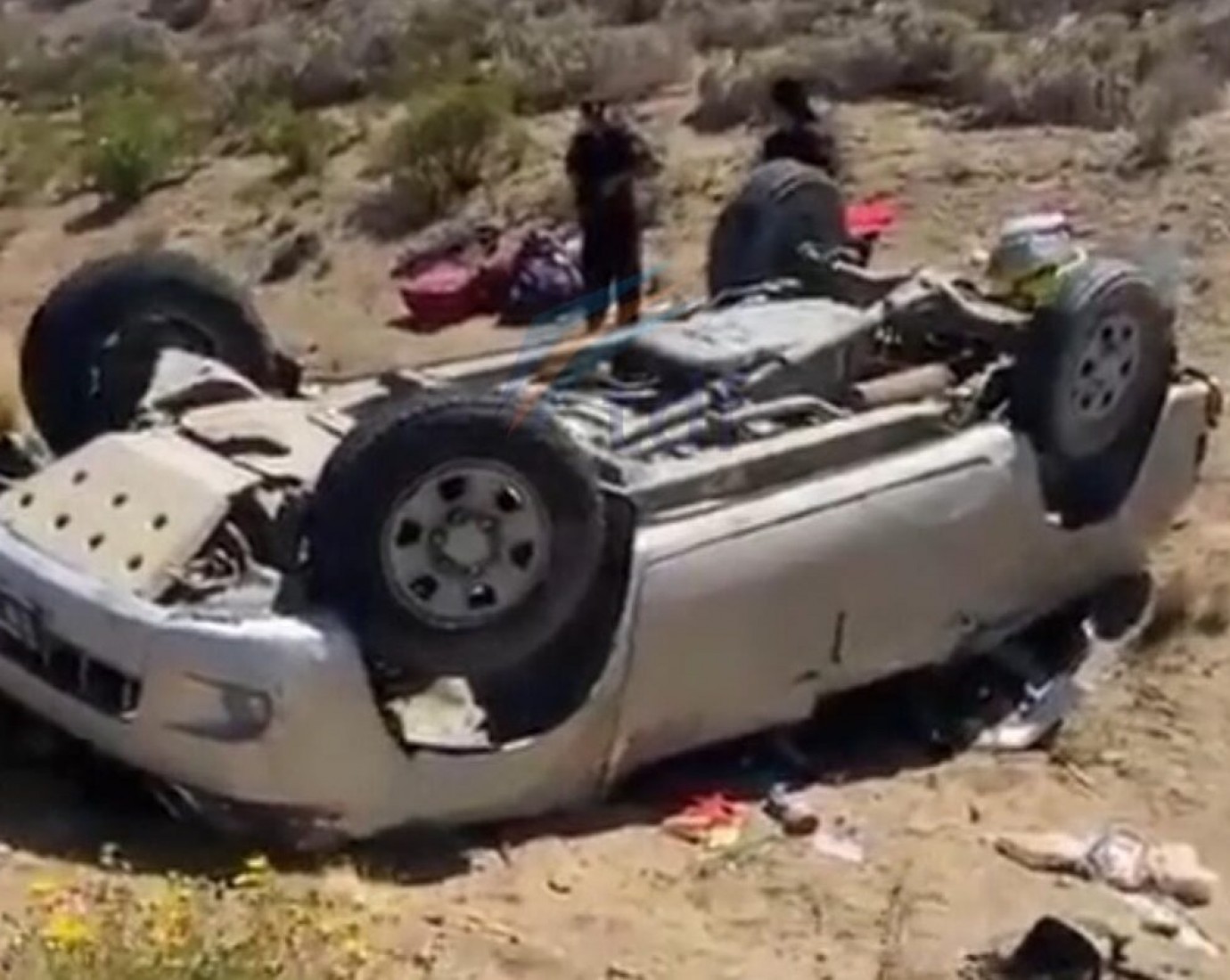 Caleta Olivia: una familia volcó mientras viajaba de vacaciones