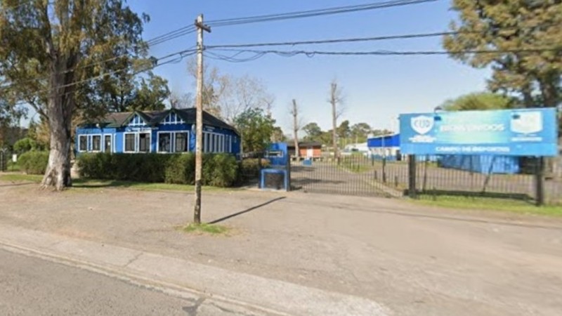 Tragedia: murió una nena de 4 años en la pileta de un club