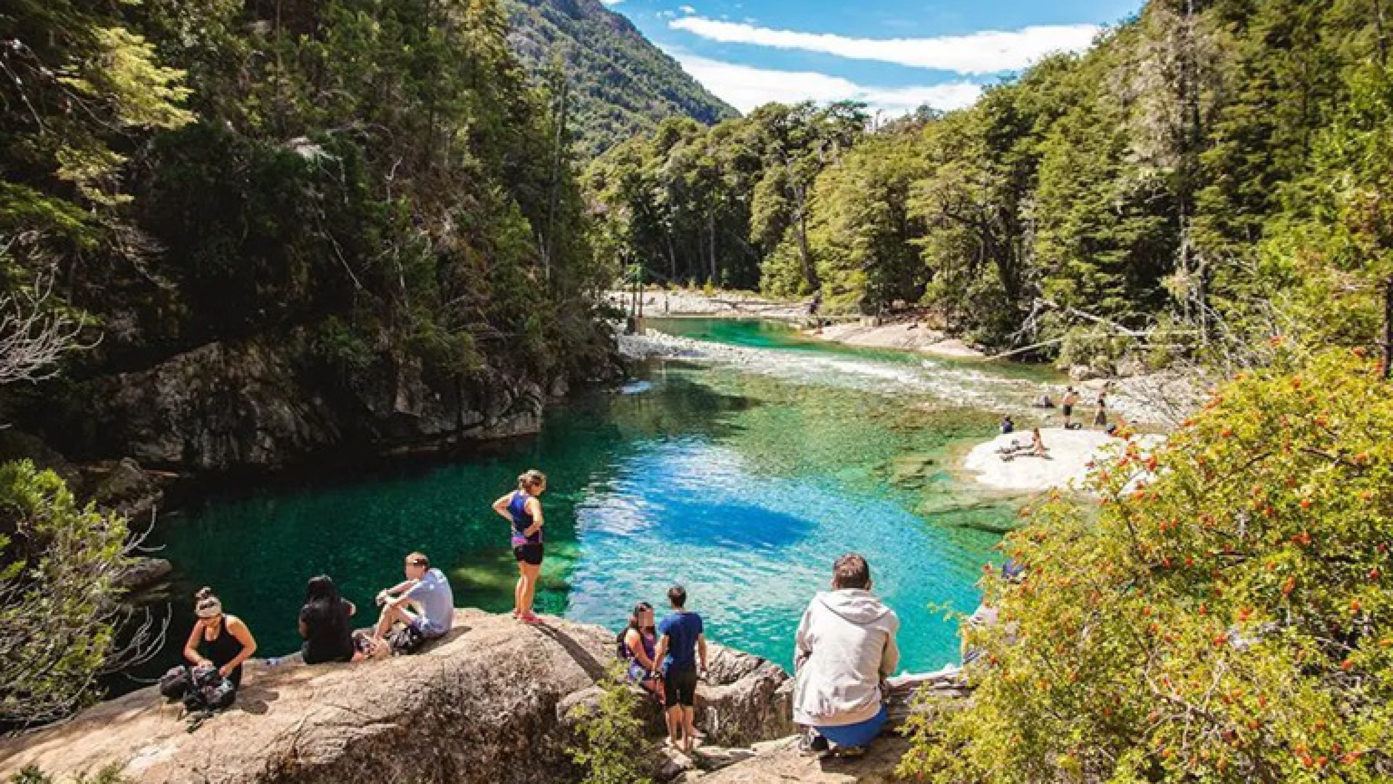 El Bolsón: un turista de Lomas de Zamora murió mientras realizaba el ascenso al Cajón del Azul