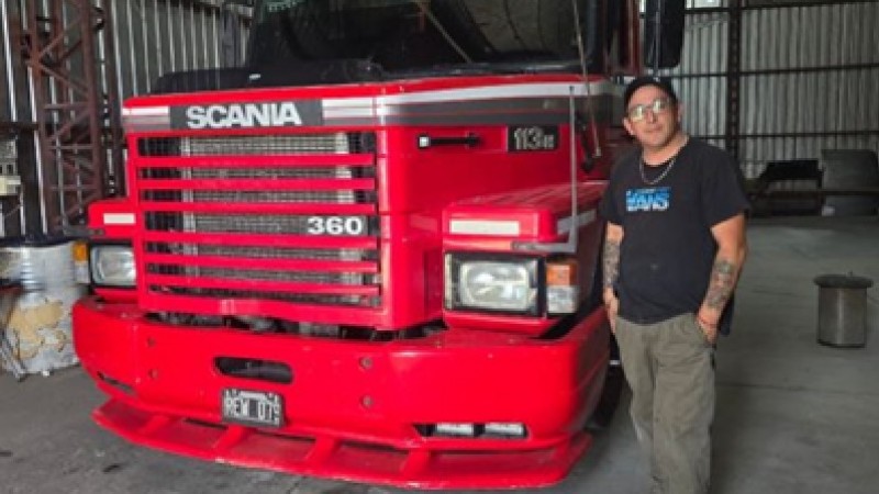 Desde Comodoro a la Cordillera: camioneros lograron entregar donaciones pese a rutas cortadas y tensión en la zona