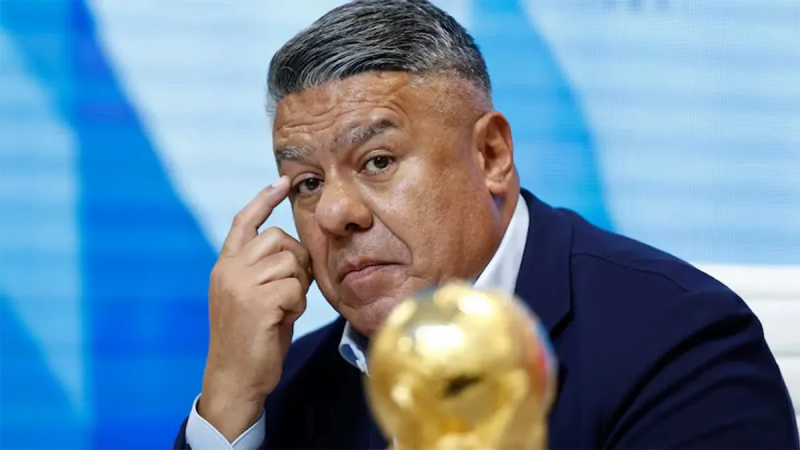 La Justicia pidió colaboración a Inglaterra para revisar contratos de la AFA con empresas extranjeras