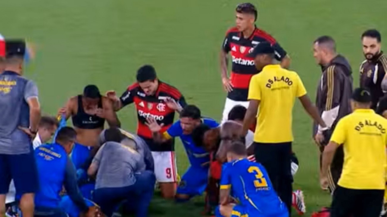 Susto en el Maracaná: un jugador rival de Flamengo convulsionó en pleno partido y fue asistido de urgencia