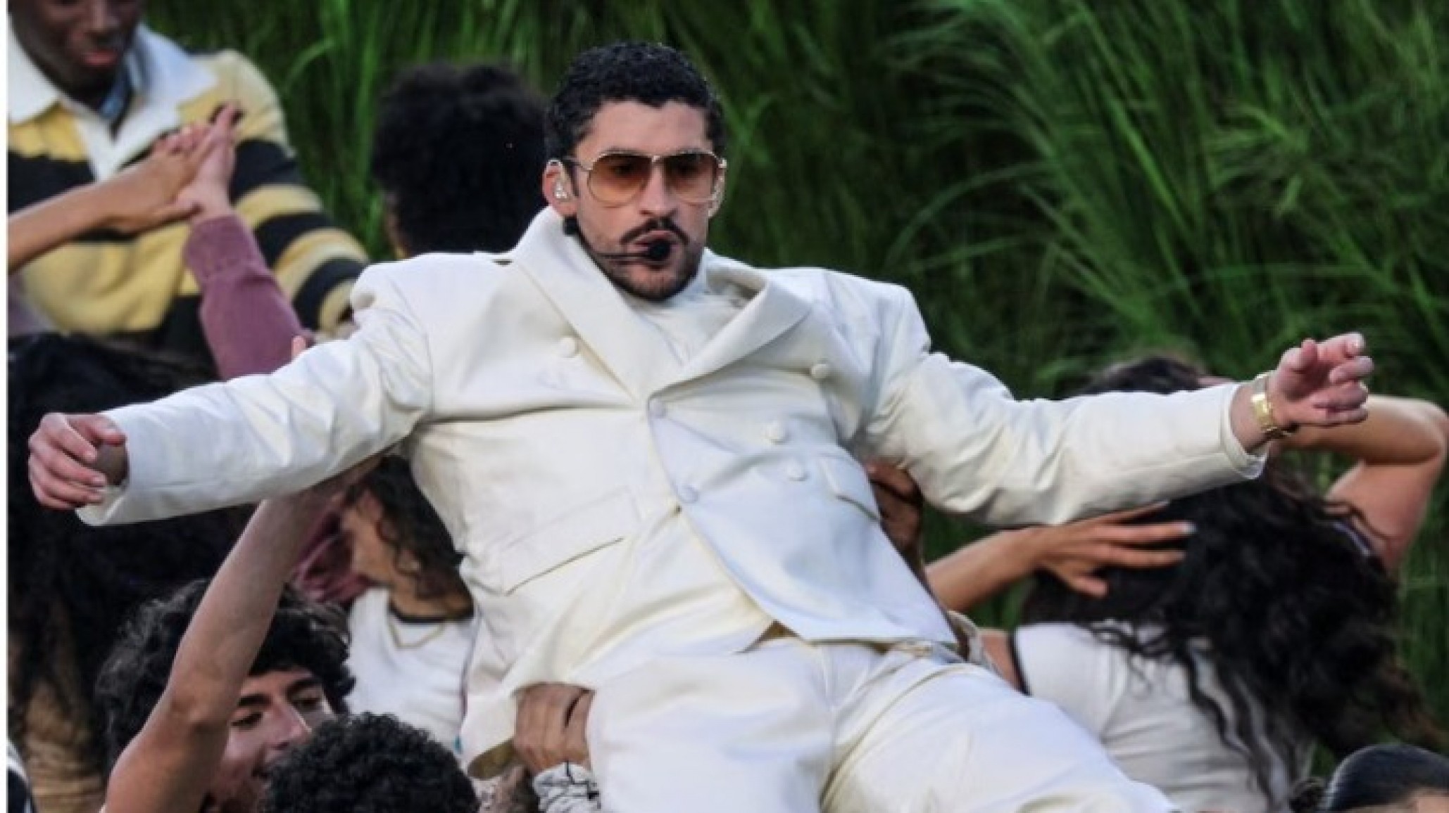 El guiño de Lali a Bad Bunny que encendió rumores sobre una posible aparición en River