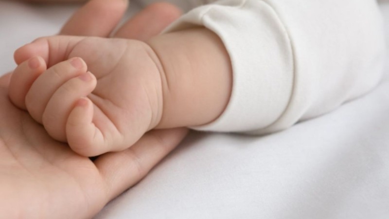 Fallo histórico: la Justicia autorizó una adopción antes del parto para proteger el vínculo del recién nacido