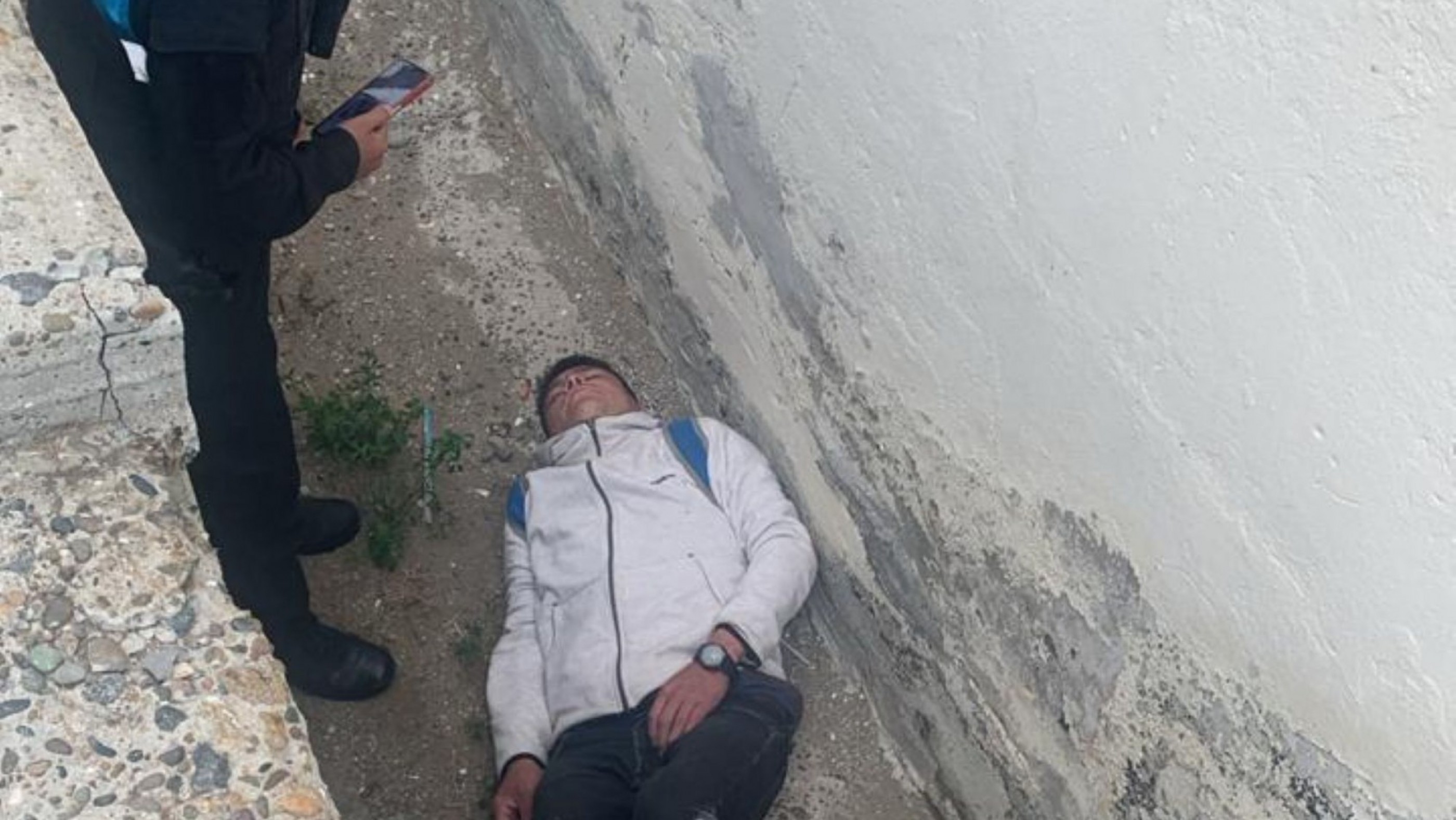 Comodoro Rivadavia: un hombre resultó herido tras caer desde un paredón y fue hospitalizado