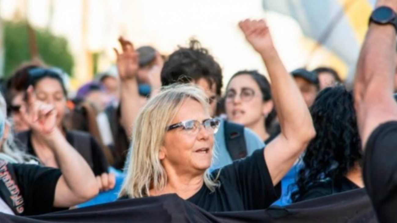 Una chubutense fue distinguida con el premio Berta Cáceres y advirtió sobre el avance de la minería: "La lucha siempre fue colectiva"