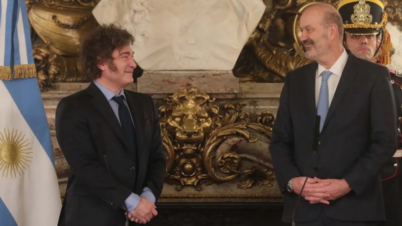 Federico Sturzenegger declaró un patrimonio de mil millones de pesos y fondos millonarios en el exterior