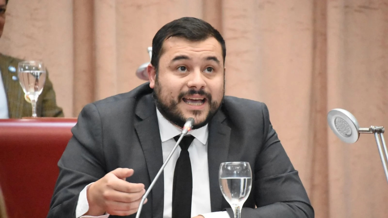 ¿Qué fue a hacer el diputado provincial Emanuel Fernández a EEUU?