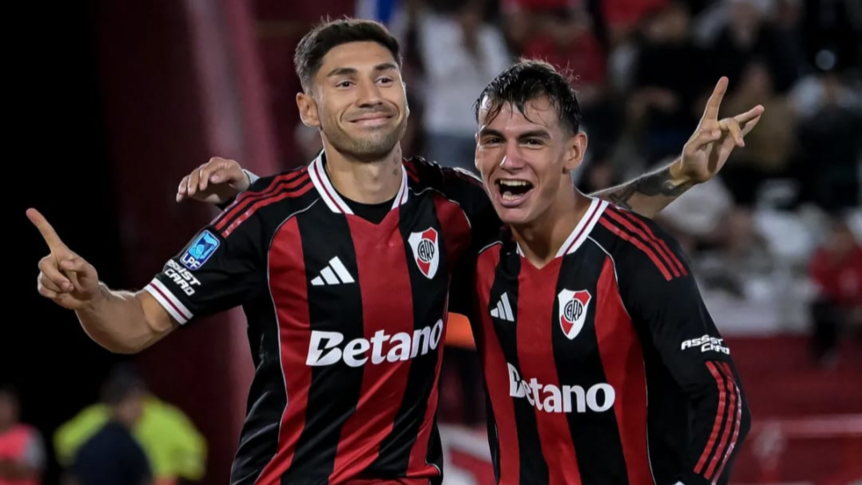 River le ganó 2-1 a Huracán en el debut de Coudet como entrenador