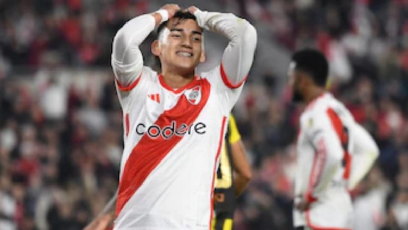La millonaria oferta por el comodorense Ian Subiabre que River rechazó por pedido de Coudet