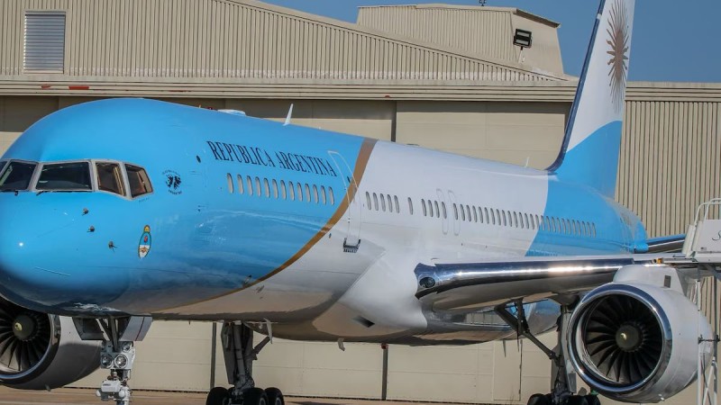 Ruido político: Un viaje, un video y varios demonios