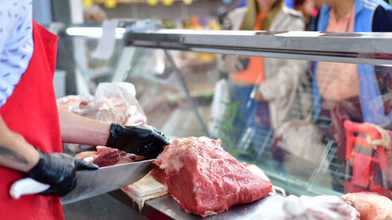 El asado se vuelve un lujo: la carne subió más de 60% en cinco meses