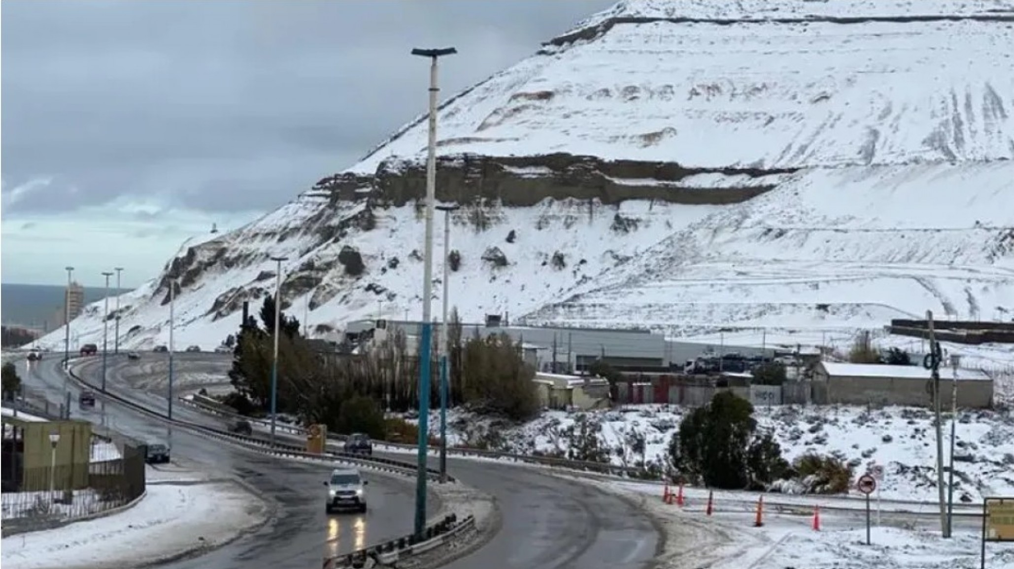 Comodoro: alerta amarilla por lluvias fuertes para este domingo y podría llegar la primera nevada del año