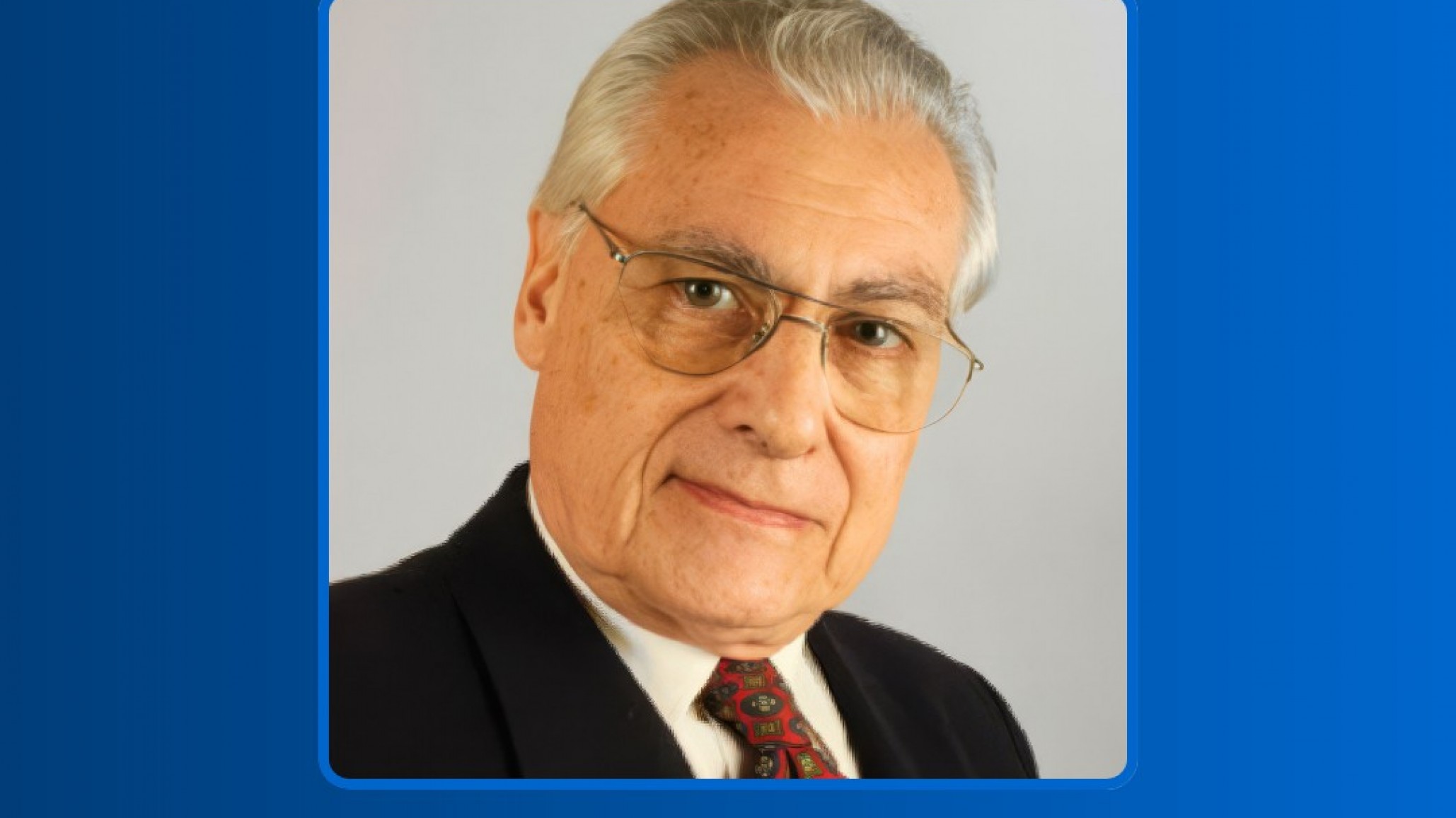 Murió Rómulo Berruti, histórico periodista de espectáculos que marcó una época