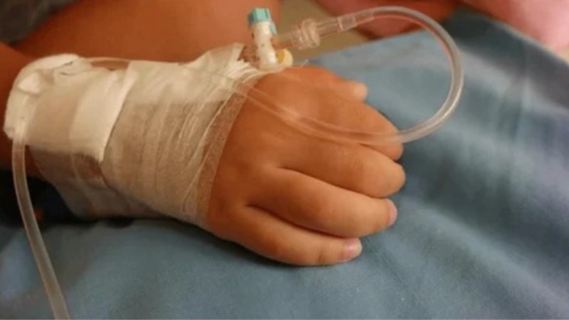 Un nene de 3 años lucha en terapia con el 50% del cuerpo quemado: qué se sabe del incendio