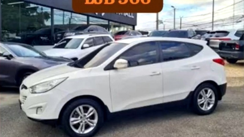 Violento asalto a una jubilada en Caleta Olivia: entraron a su casa, le robaron el auto y la obligaron a transferir dinero