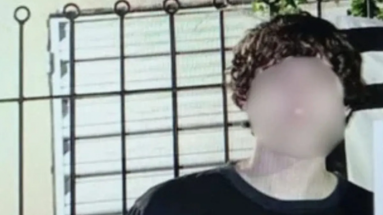 Allanaron la casa del adolescente que mató a un compañero en una escuela de Santa Fe