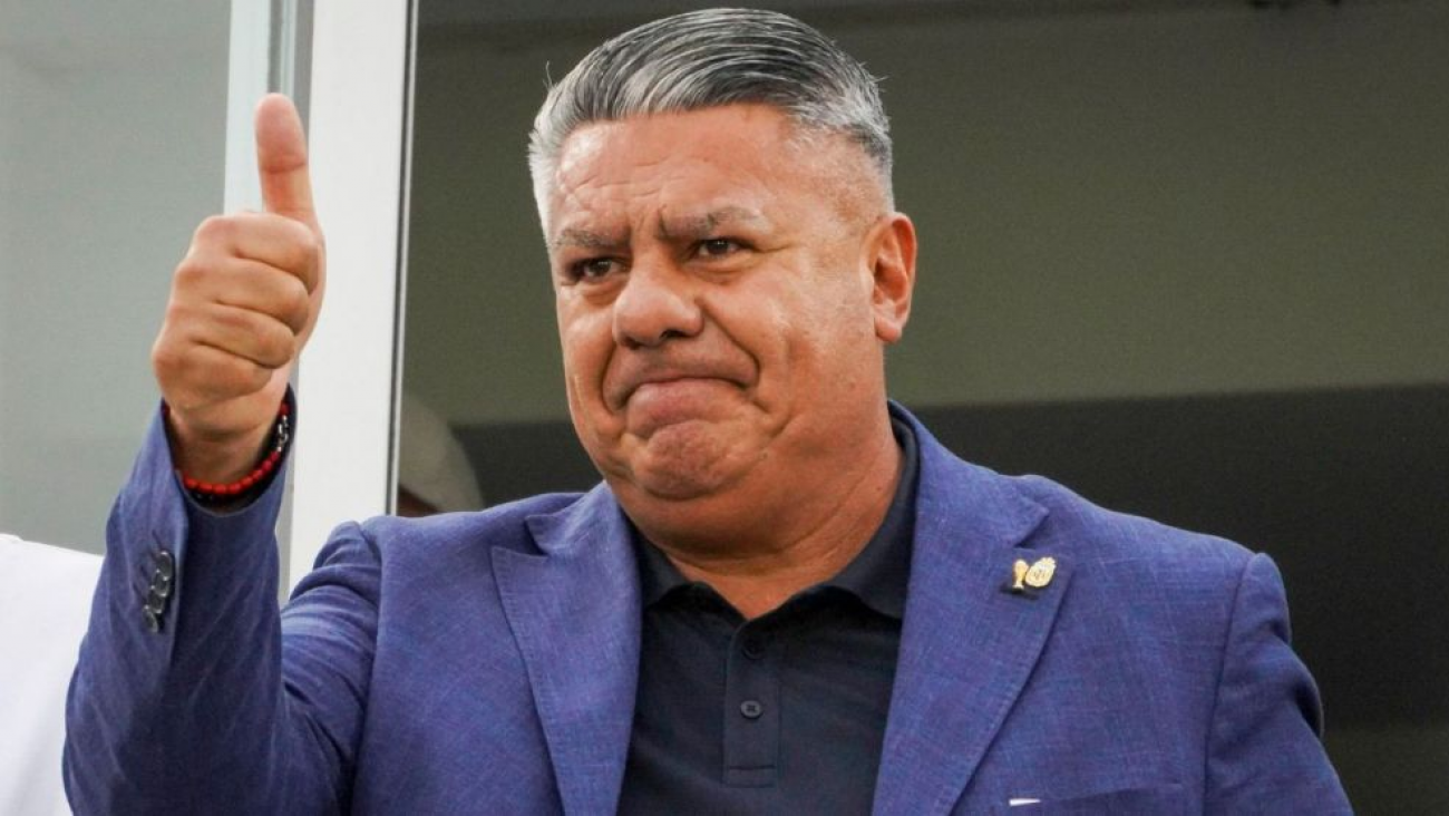 La Justicia autorizó a "Chiqui" Tapia a viajar al exterior para asistir a reuniones de Conmebol y FIFA