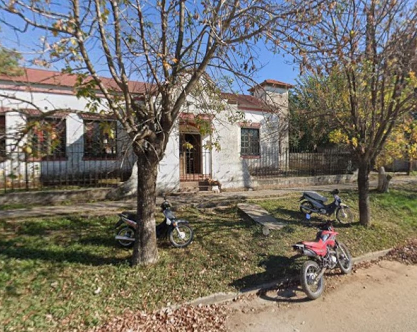 Un alumno de 13 años llevó un arma casera a la escuela y activaron el protocolo