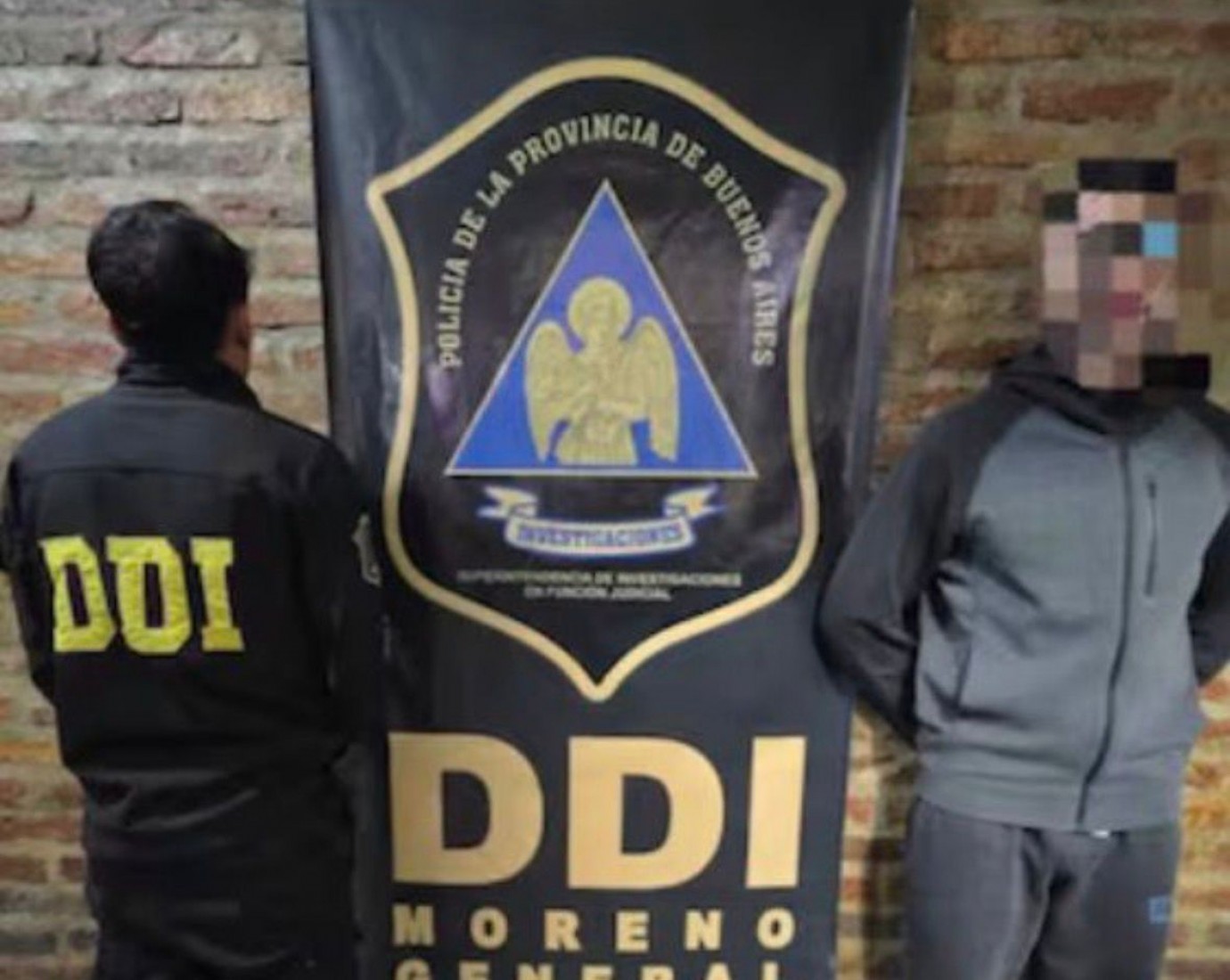 Detienen a un empresario en Moreno acusado de envenenar a sus socios para quedarse con la empresa