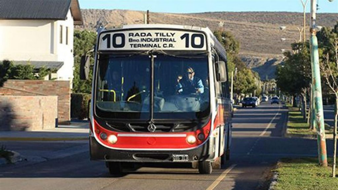 Levantaron el paro y ya funciona con normalidad el transporte en Comodoro