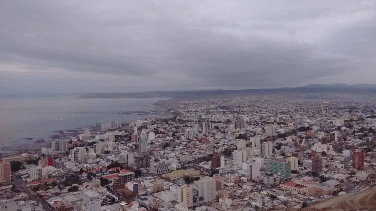 Domingo en Comodoro con lluvias y ráfagas que superarán los 60 km/h
