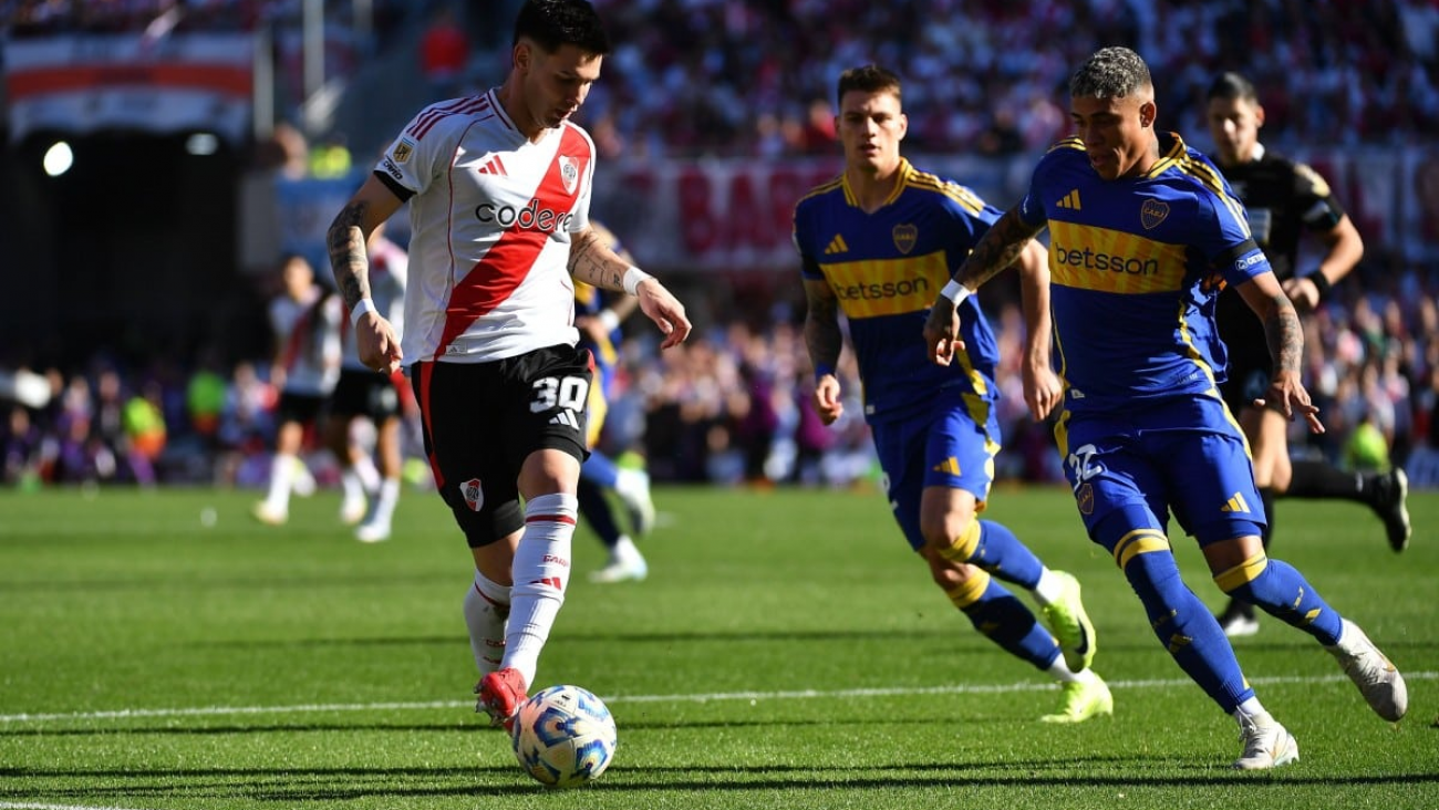 River y Boca se enfrentan en el Monumental en una nueva edición del Superclásico
