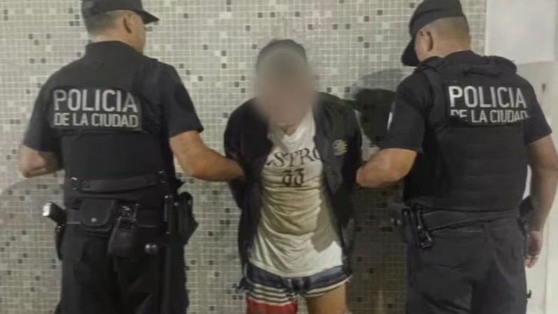 Violento robo en Saavedra: se tirotearon con la Policía y hay dos detenidos