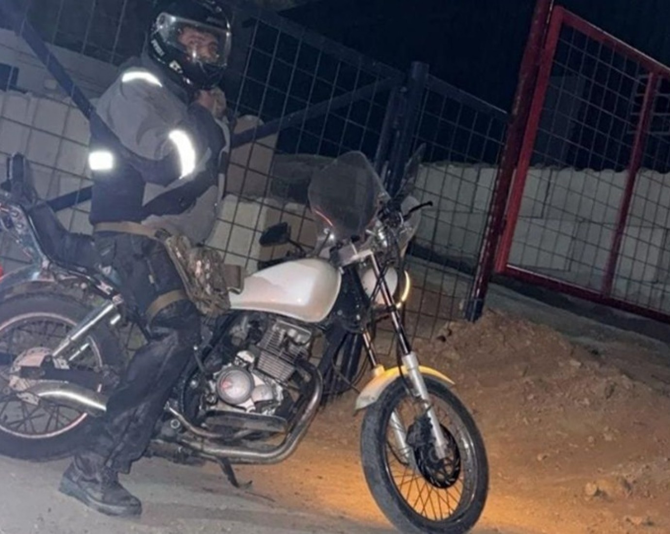 Alerta en la zona norte: Buscan una moto robada en Standart Norte