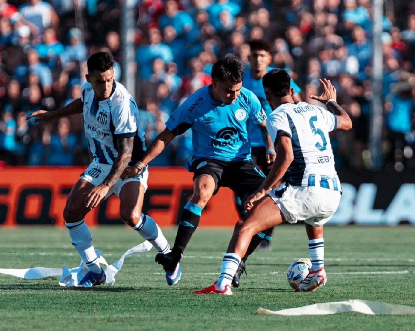Córdoba se paraliza: Talleres y Belgrano juegan un clásico decisivo por el Torneo Apertura