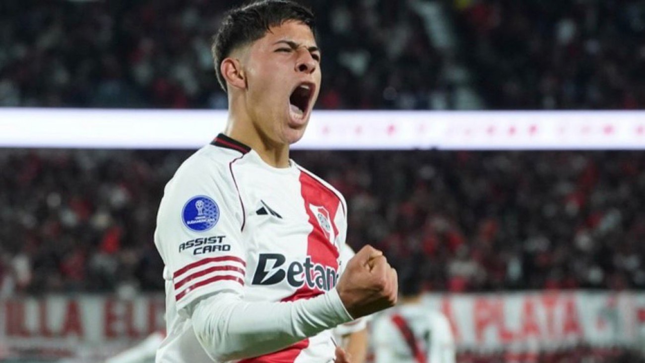 River lo empató en el final ante Bragantino y sigue líder en su grupo