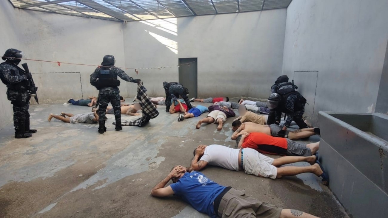 Realizaron una requisa en la Alcaidía Policial y hallaron drogas y celulares de última generación