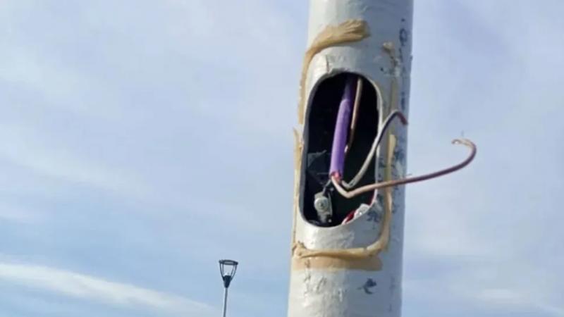 Destrozan más de 70 luminarias en el paseo costero de Stella Maris