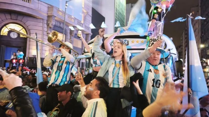 "Nadie les puede recriminar nada": el mensaje de Milei tras el subcampeonato de la Selección