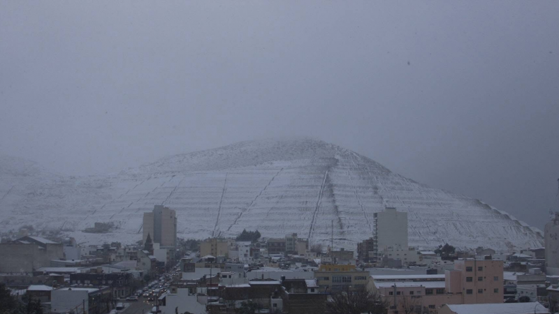 Después del frío, podría llegar la nieve: pronostican nevadas para la madrugada del jueves