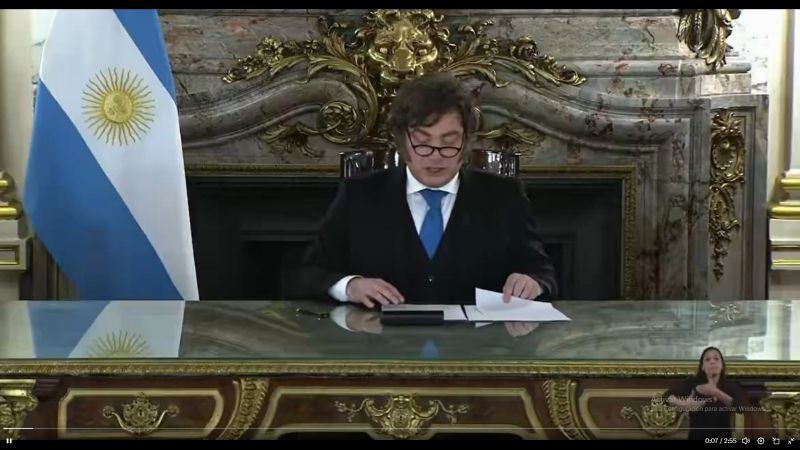 Milei buscará crear una base naval en Tierra del Fuego: "Las Malvinas son argentinas"