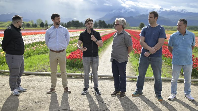 Torres anunció nuevas licitaciones para ampliar el aeropuerto de Esquel