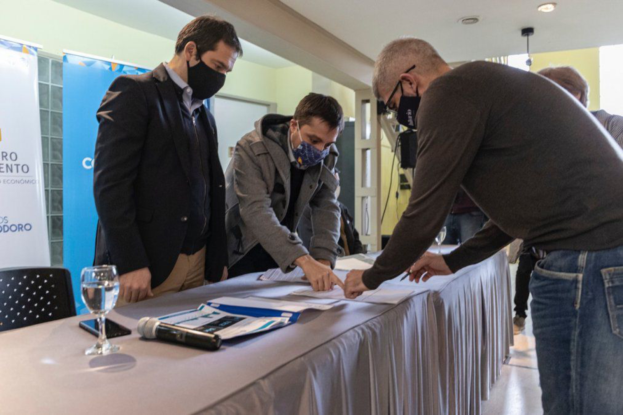 Luque entregó más créditos a comerciantes