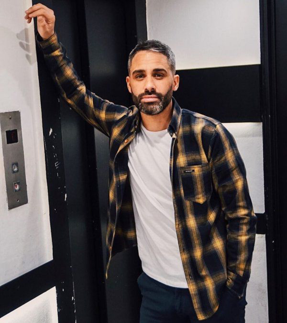 El Pollo Álvarez presentó muy emocionado su nuevo proyecto: ”Tampoco es fácil animarse”