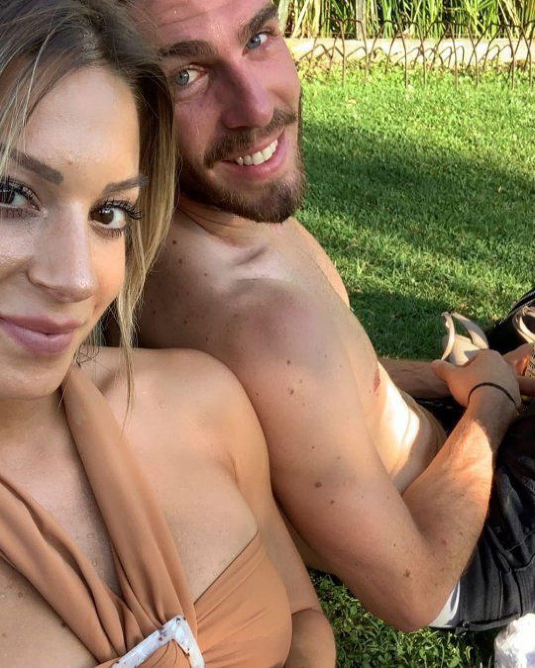 Noelia Marzol arrasa en las redes con un vídeo de acrobacias ¡Con vestido ajustado!