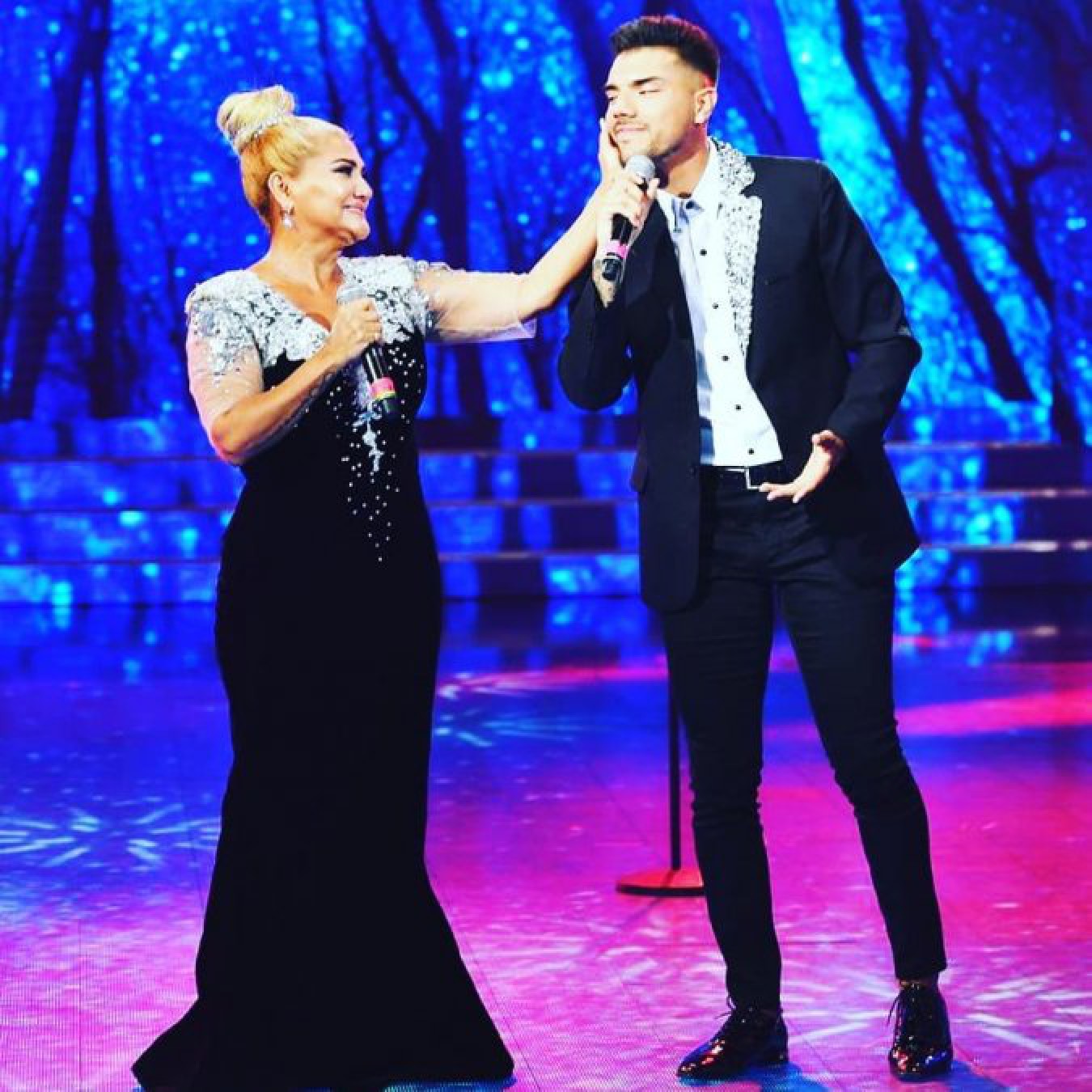 El llanto de la Bomba Tucumana junto a su hijo: ”sos un grande”